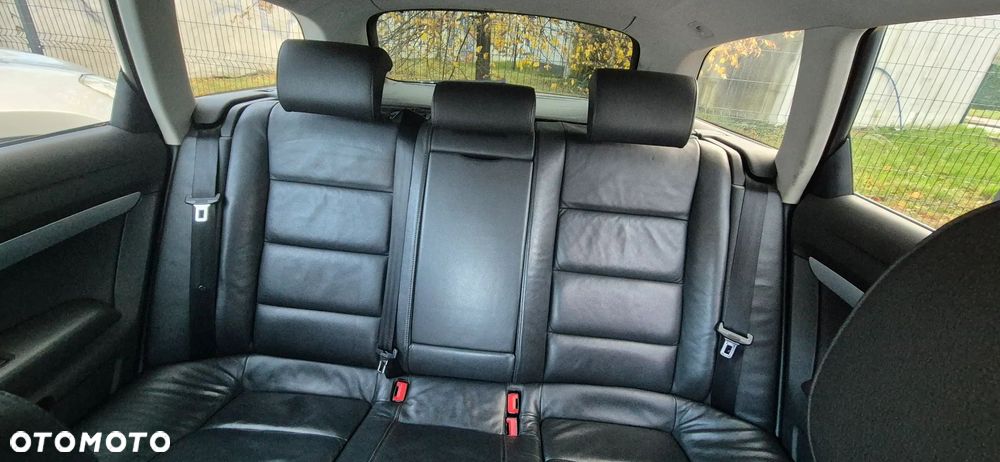 Audi A6 Avant 2.0 TDI DPF - 23