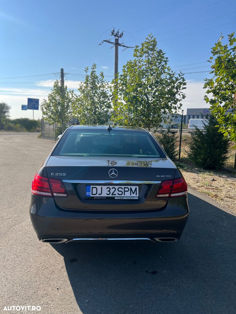 Mercedes-Benz E - 4