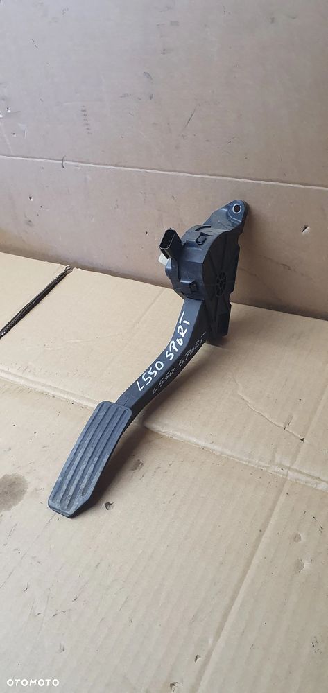 Pedał gazu potencjometr Land Rover Discovery Sport L550 2.0 D FK72-9F836-AC - 4