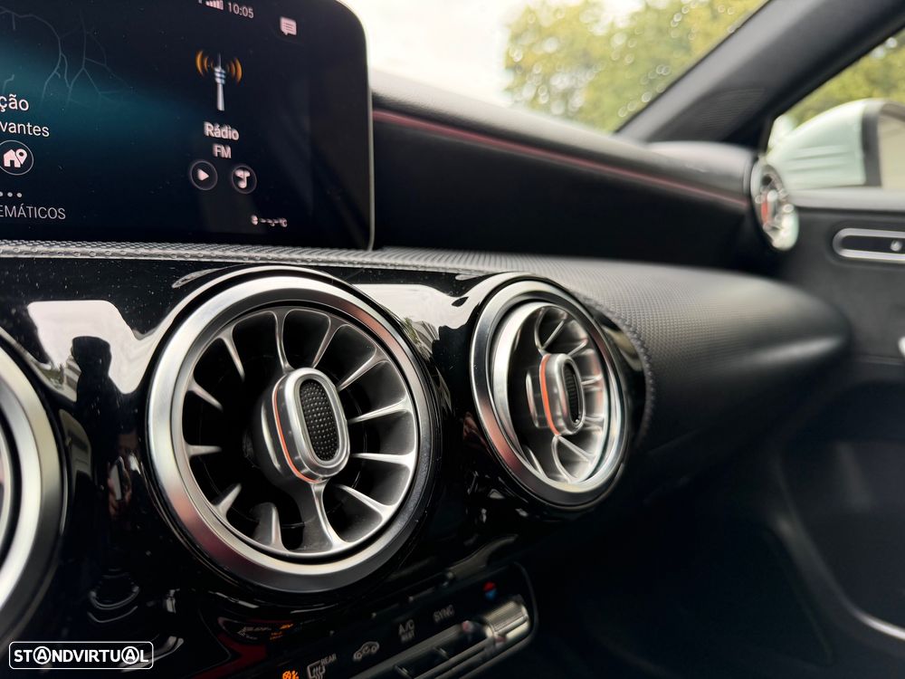 Mercedes-Benz A 180 d 7G-DCT AMG Line - 20