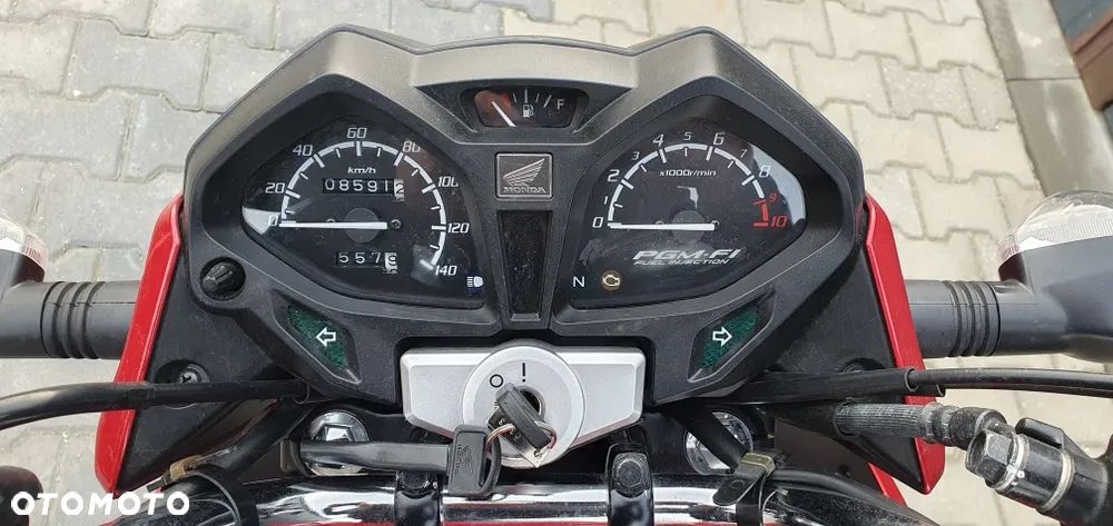 Honda CB - 4