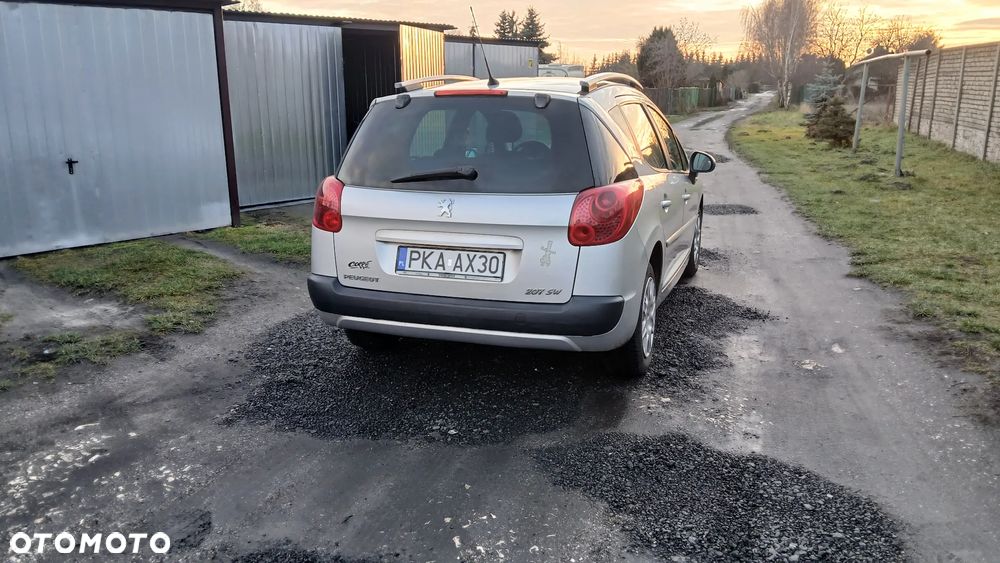 Peugeot 207 1.6 HDi - 5