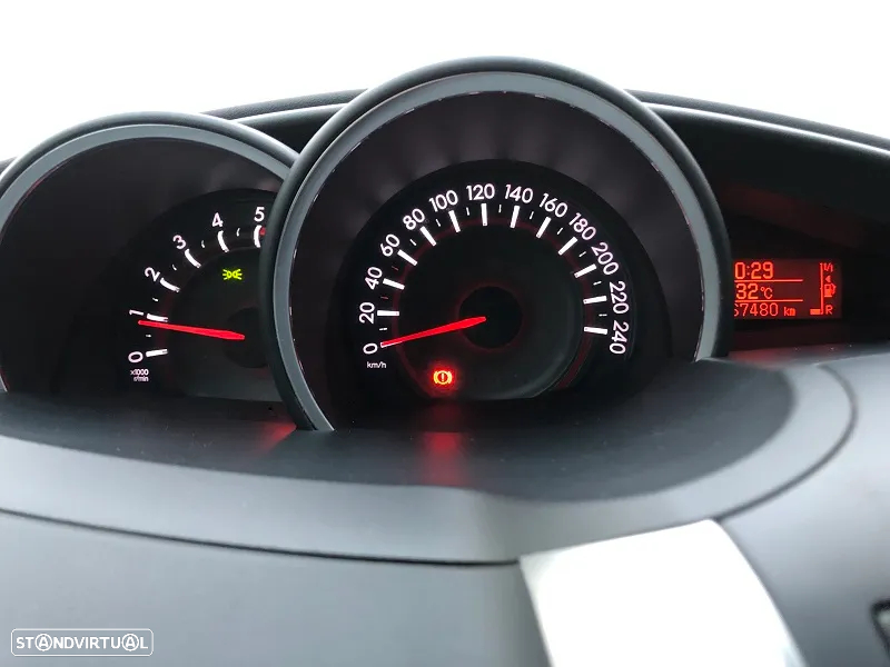 Toyota Corolla Verso - 15