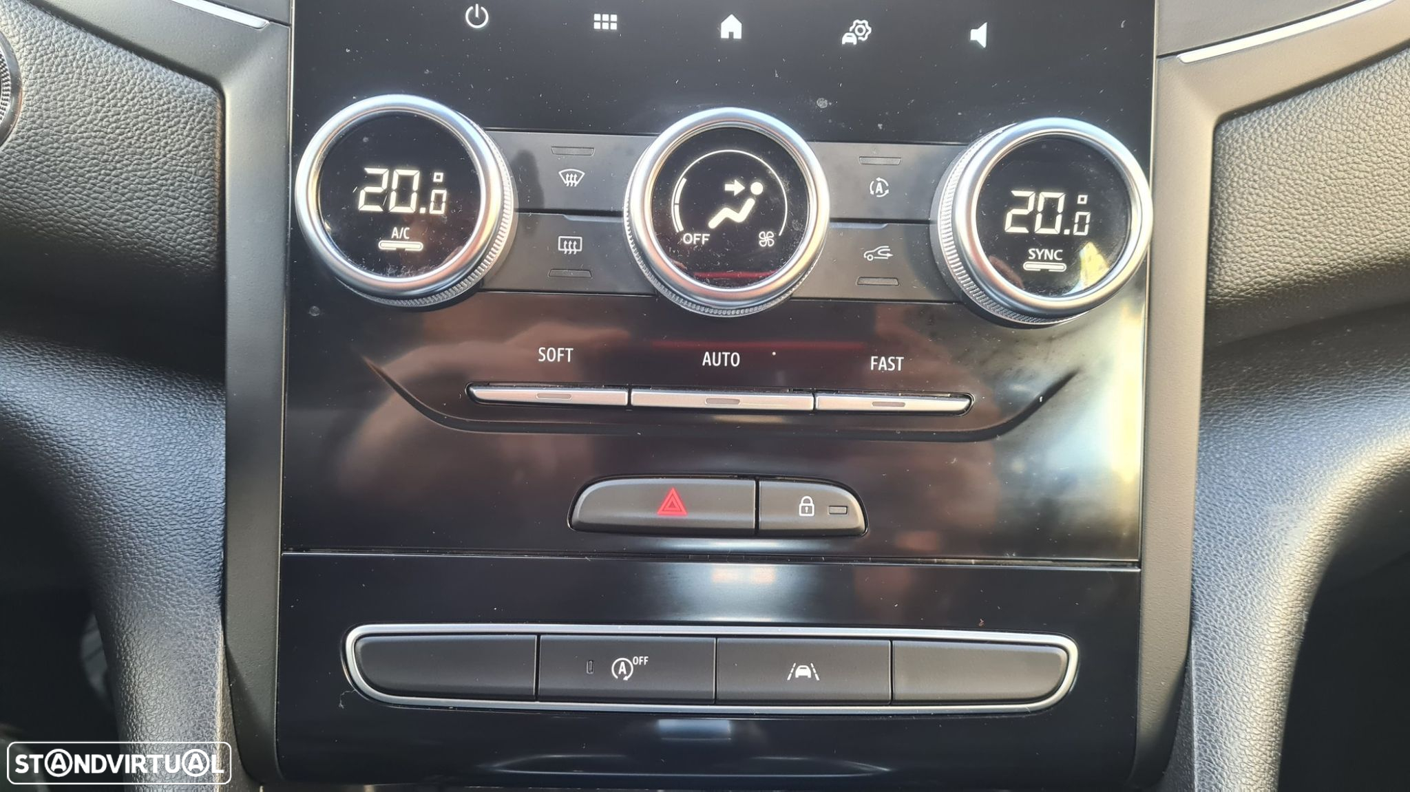 Renault Mégane 1.5 Blue dCi Intens EDC - 29