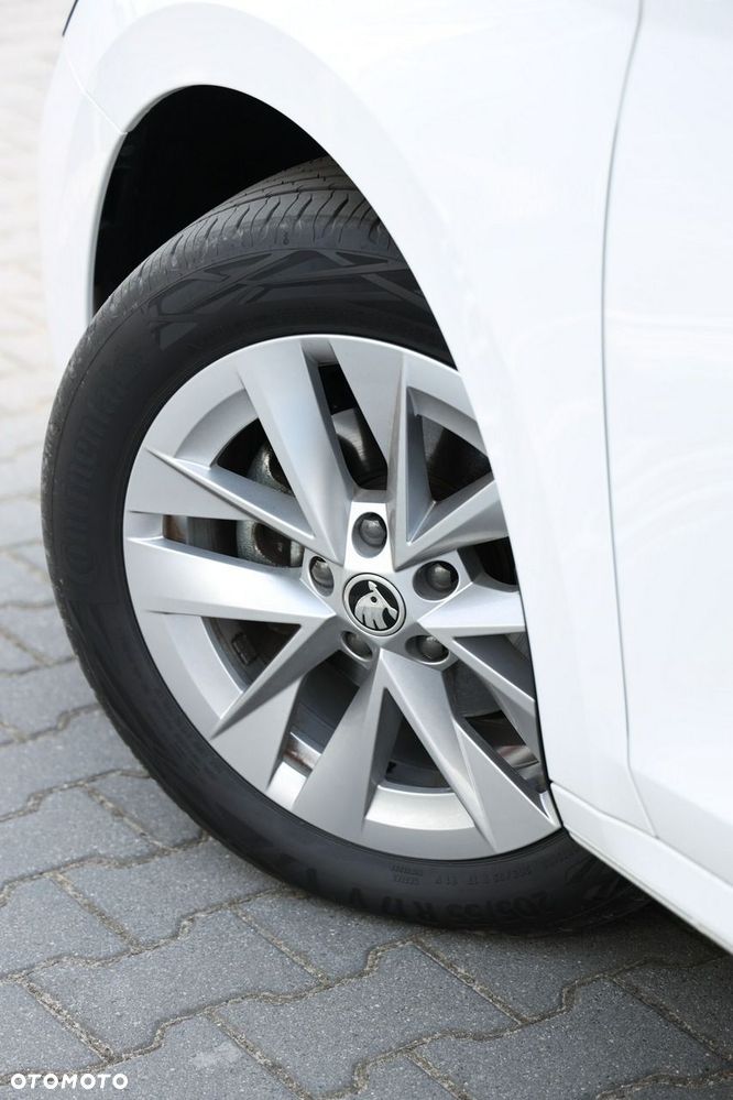 Skoda Octavia 1.5 TSI Selection - 11