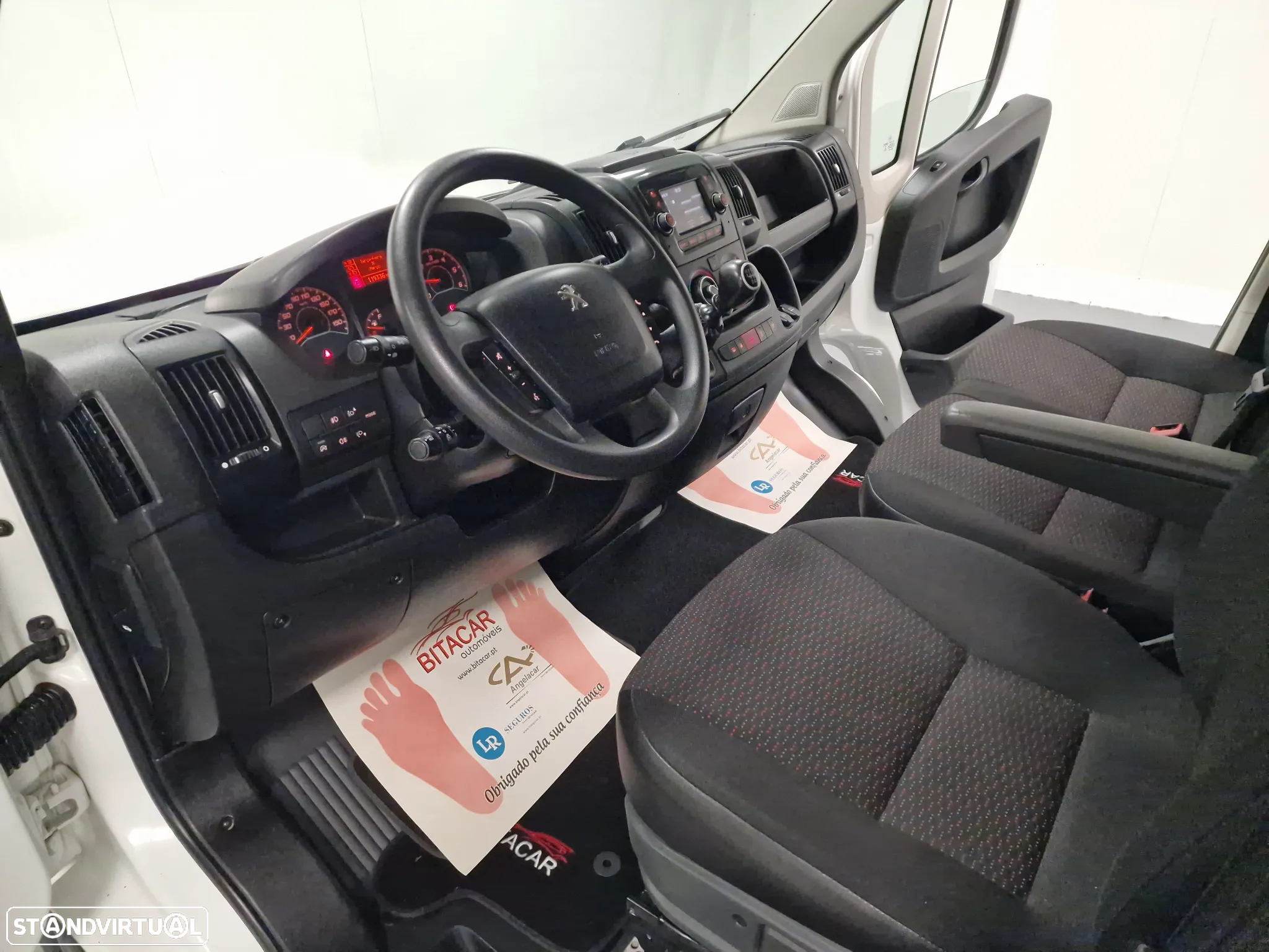 Peugeot BOXER 2.2 BLUEHDi 335 L2H2 Pro GPS CAM. TRASEIRA IVA DEDUTIVEL - 44