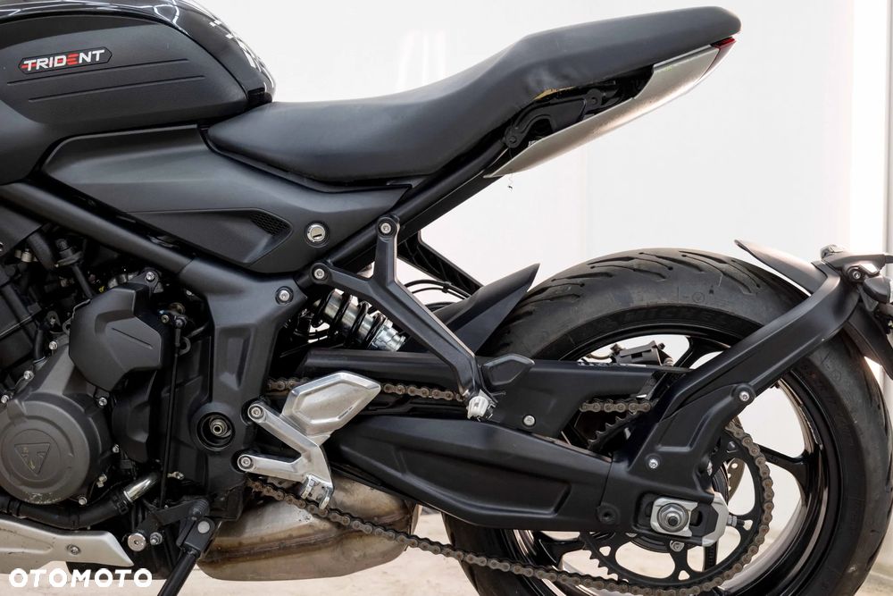 Triumph Trident - 14