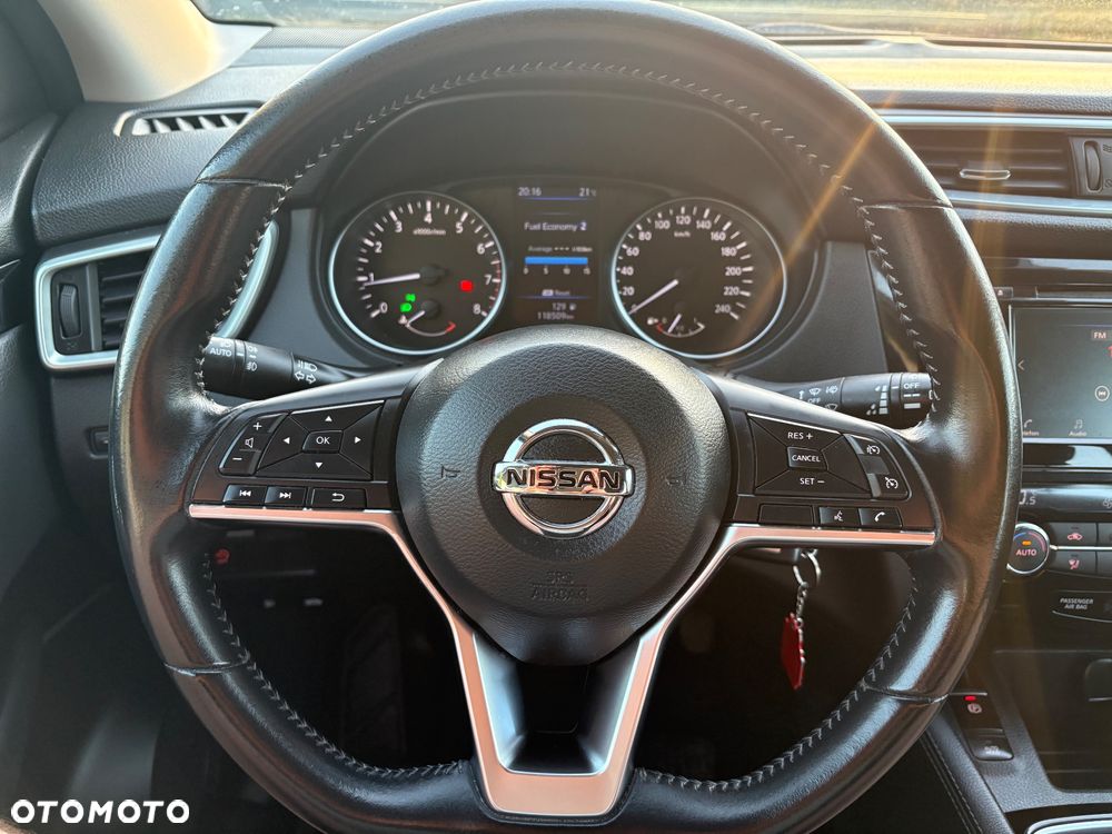 Nissan Qashqai 1.3 DIG-T Acenta - 8
