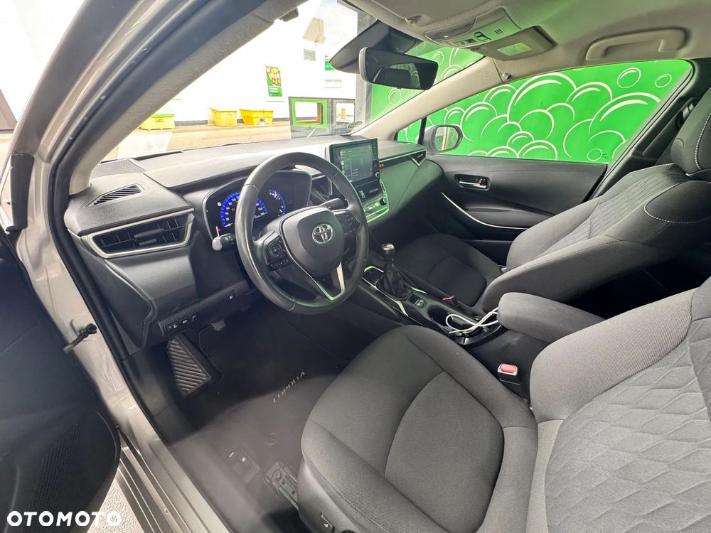 Toyota Corolla 1.6 Comfort - 9