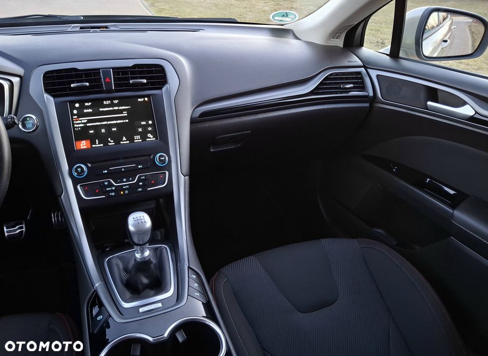 Ford Mondeo 2.0 EcoBlue ST-Line - 26