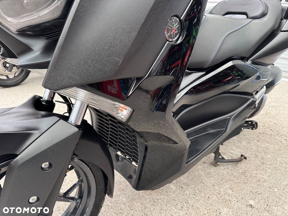 Yamaha X-max - 23