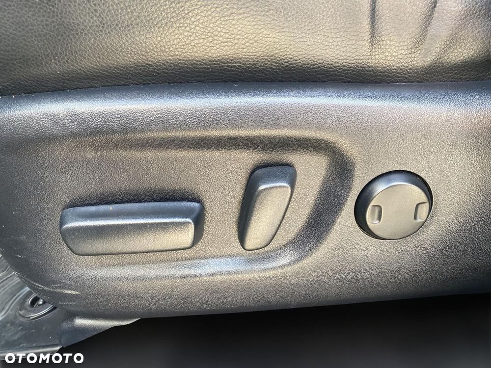 Toyota RAV4 Hybrid Style 4x4 - 18