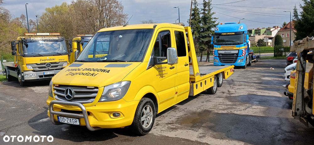 Mercedes-Benz Sprinter - 1