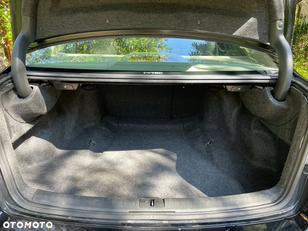 Honda Accord 2.0 Elegance - 38