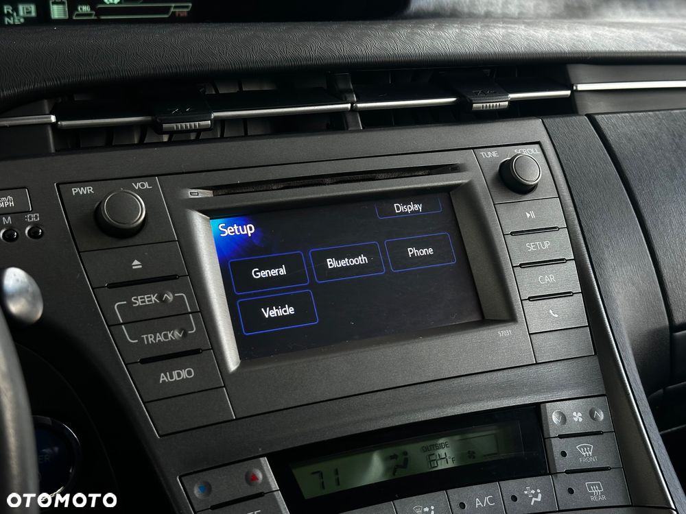 Toyota Prius - 27