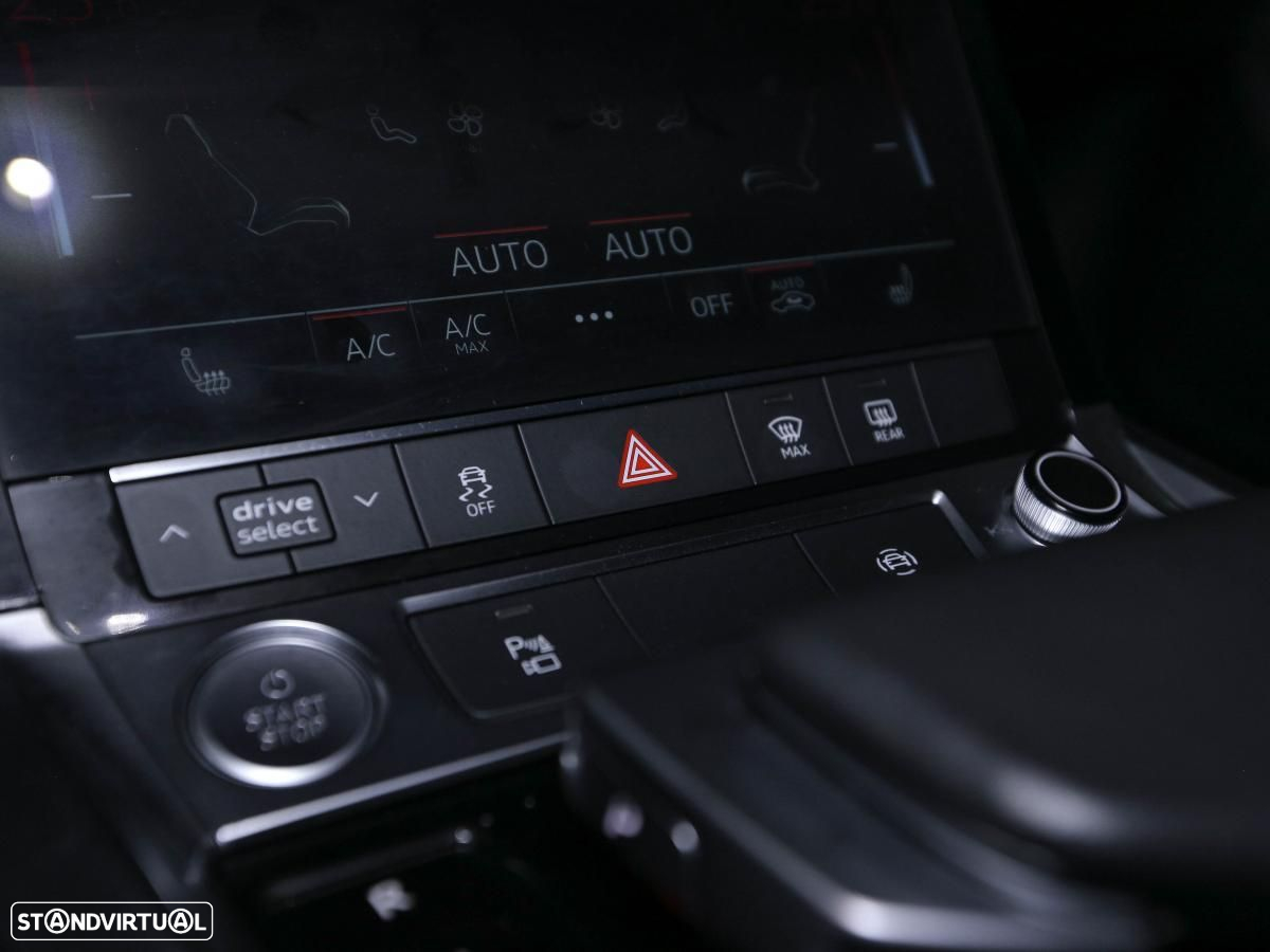 Audi e-tron 55 quattro - 22