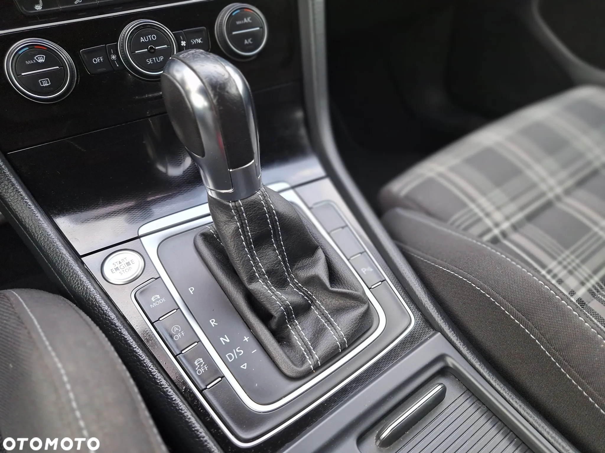 Volkswagen Golf GTD 2.0 TDI SCR DSG - 18