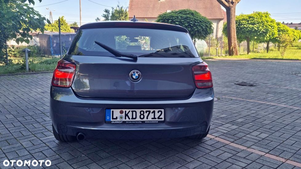 BMW Seria 1 118i Sport Line - 9