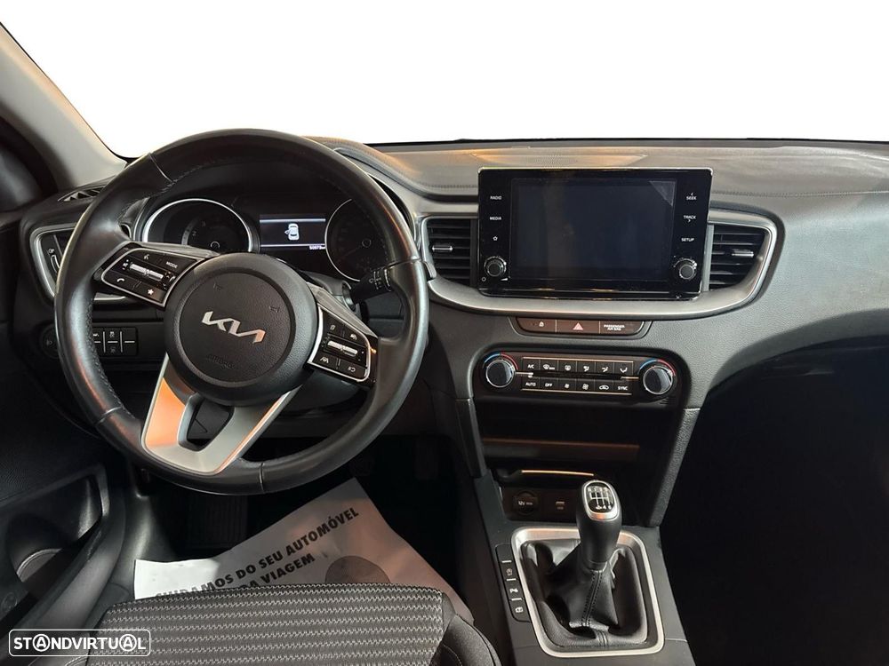 Kia XCeed 1.0 T-GDI Drive - 8