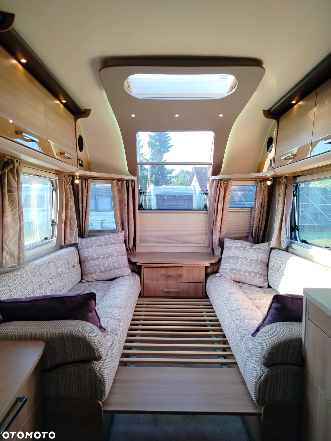 Bailey Unicorn Seville - 16