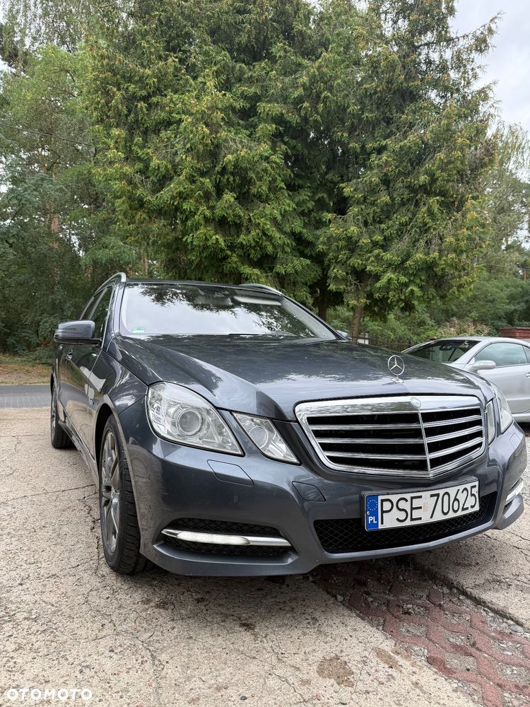 Mercedes-Benz Klasa E 350 CDI BlueEff Avantgarde - 17