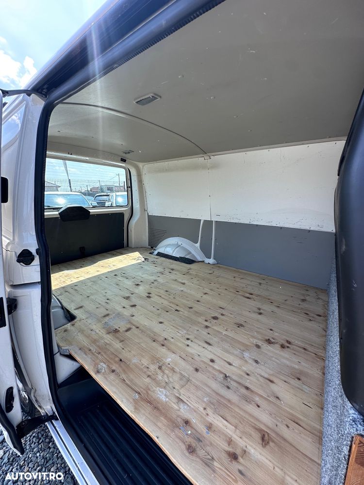 Volkswagen Transporter T6 - 19