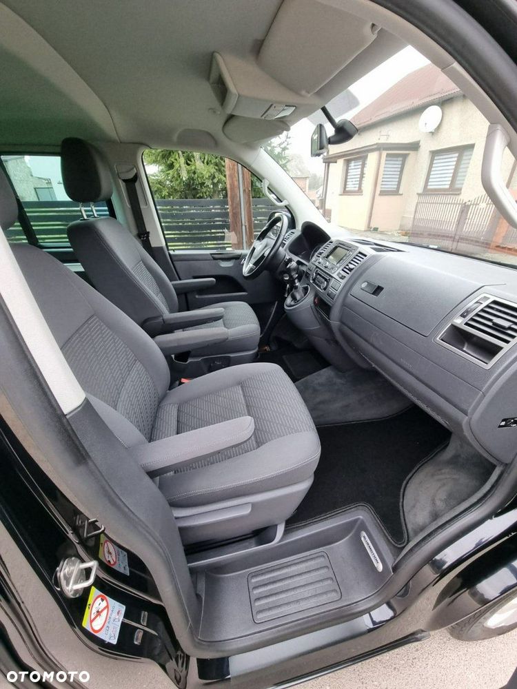 Volkswagen Multivan - 16