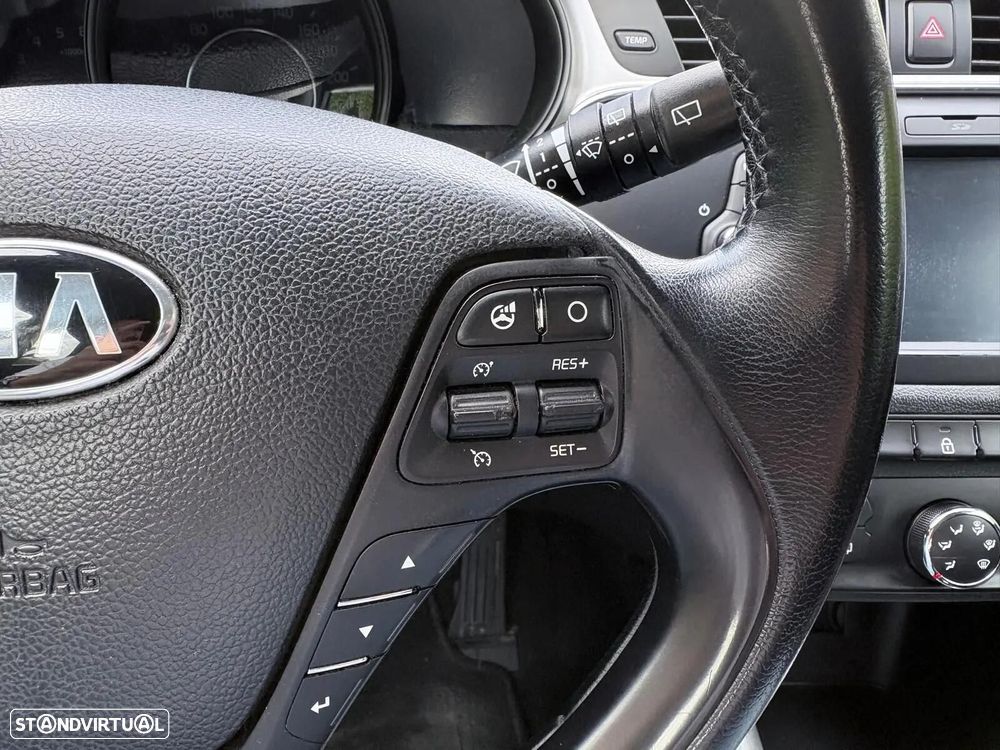 Kia Ceed 1.4 CRDi Nav Line - 40