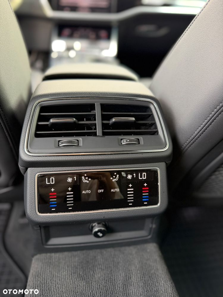Audi A6 Avant - 32