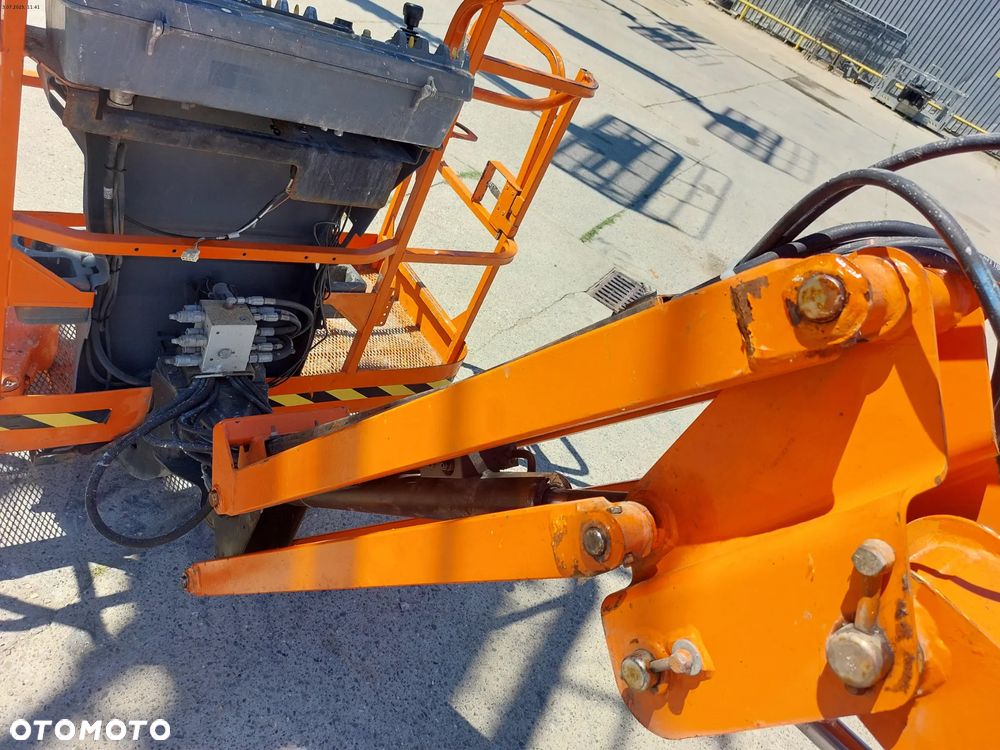 JLG 510AJ - 32