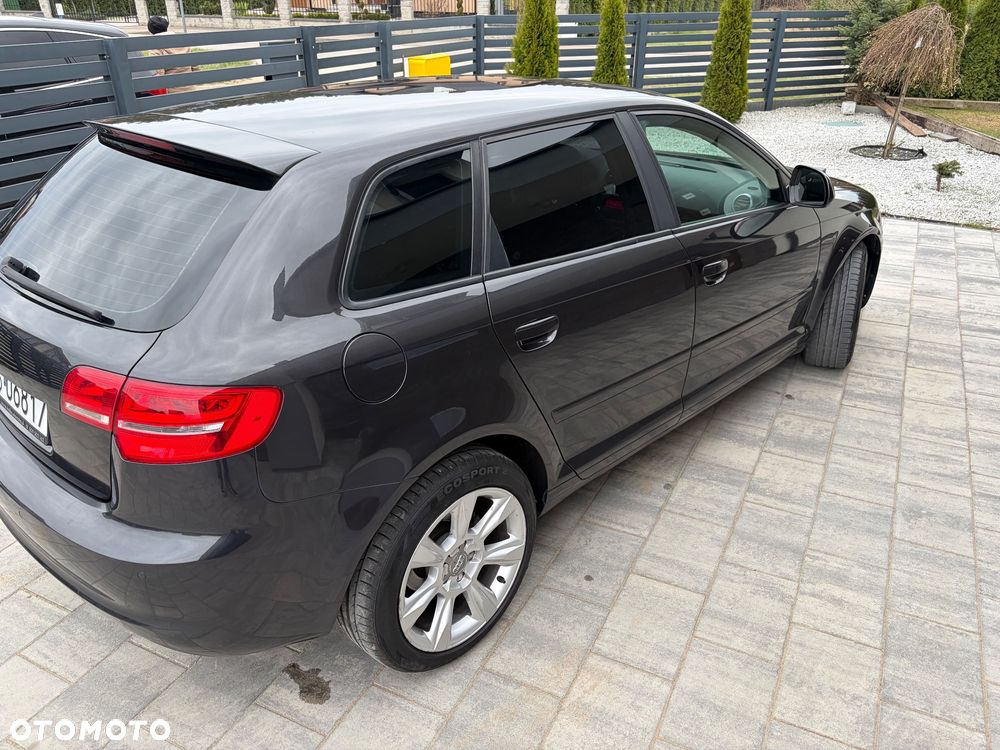 Audi A3 Sportback - 6