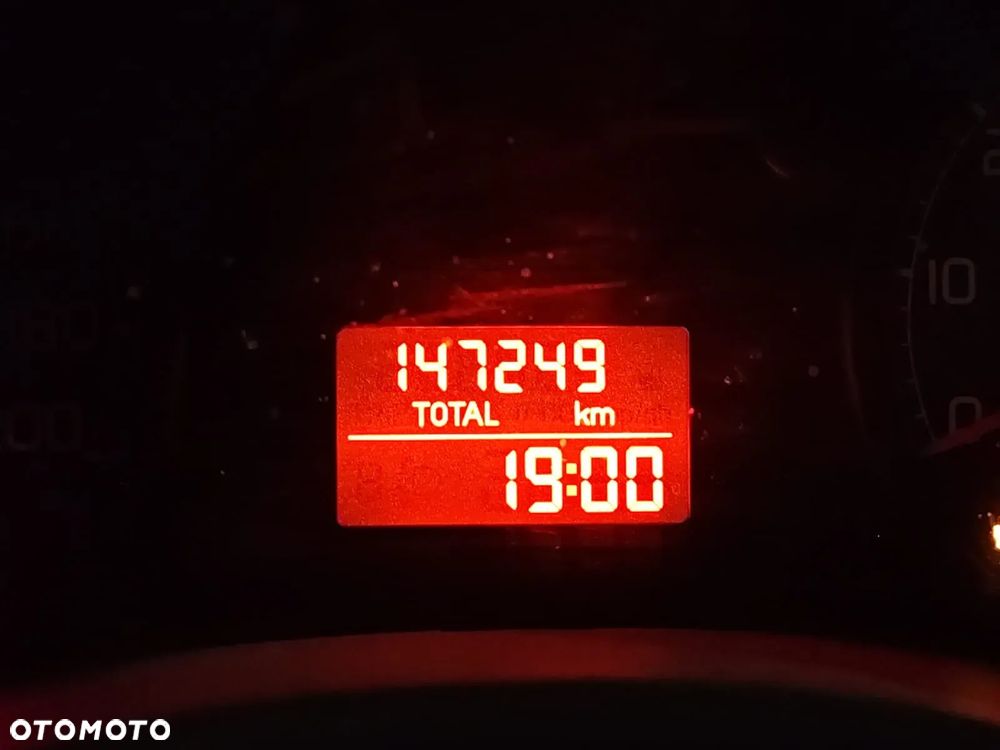 Fiat Punto 1.2 8V - 7