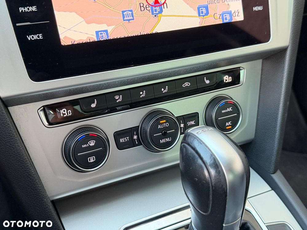 Volkswagen Passat 2.0 TDI EVO Business DSG - 11