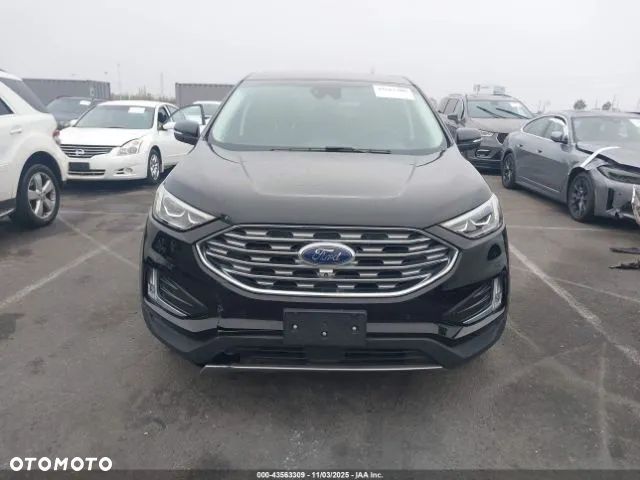Ford Edge - 7