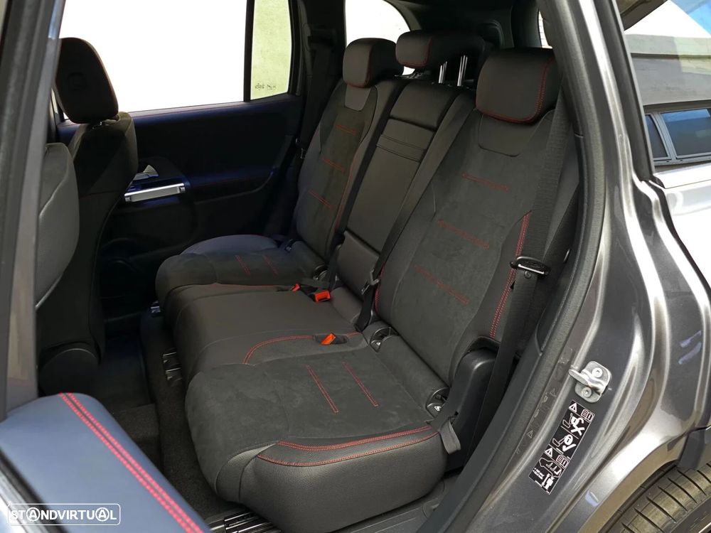 Mercedes-Benz GLB 180 d AMG Line - 26