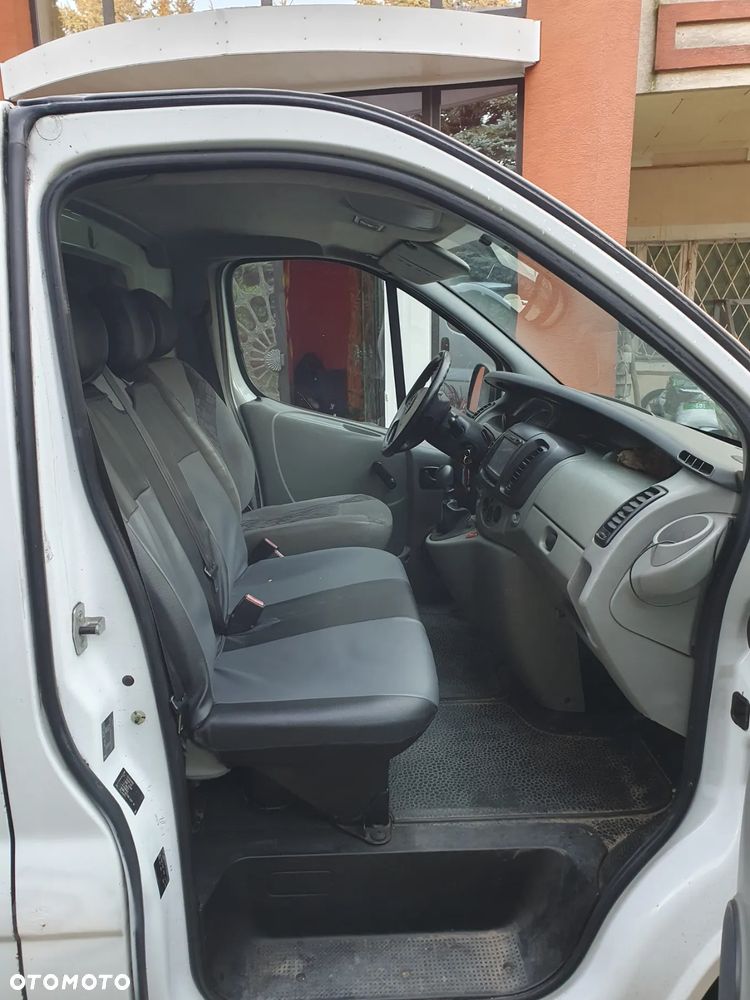 Opel Vivaro - 7