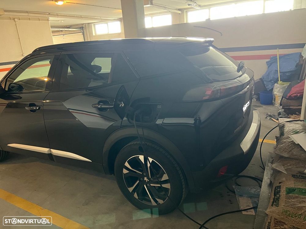 Peugeot e-2008 50 kWh GT Line - 5