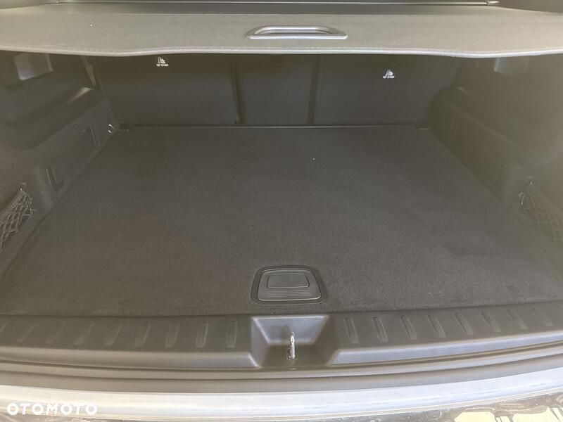 Mercedes-Benz GLB 200 7G-DCT - 22