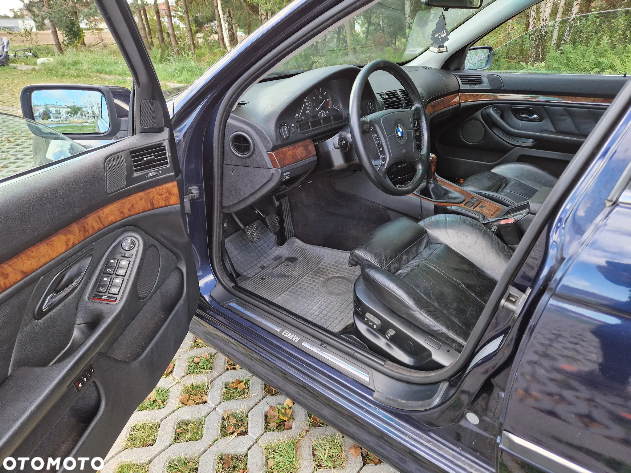 BMW Seria 5 520i - 5