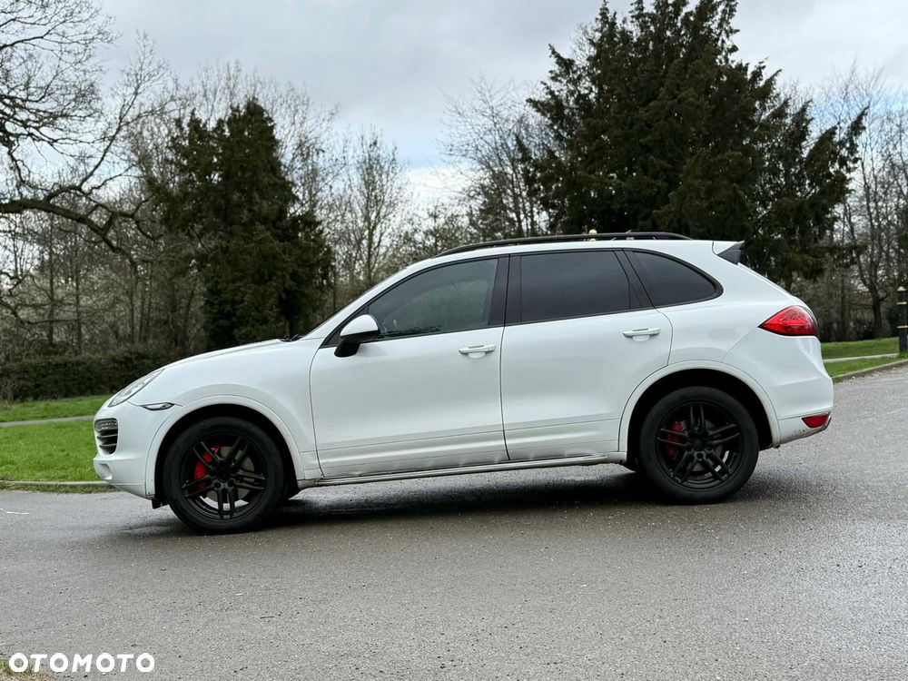 Porsche Cayenne Tiptronic S - 2