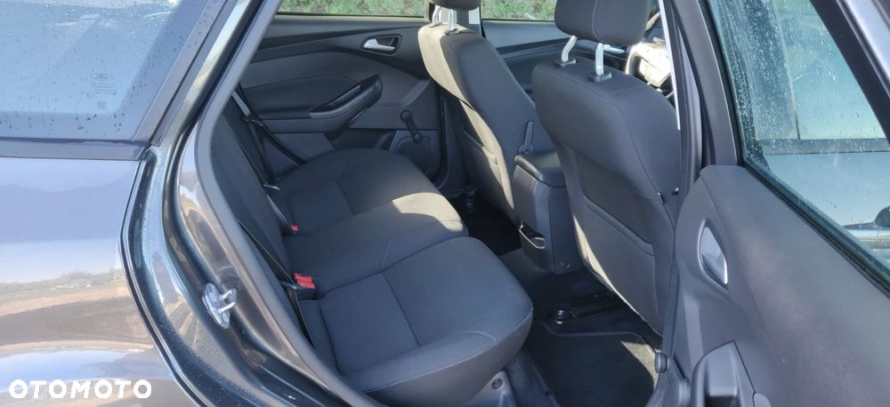 Ford Focus - 11