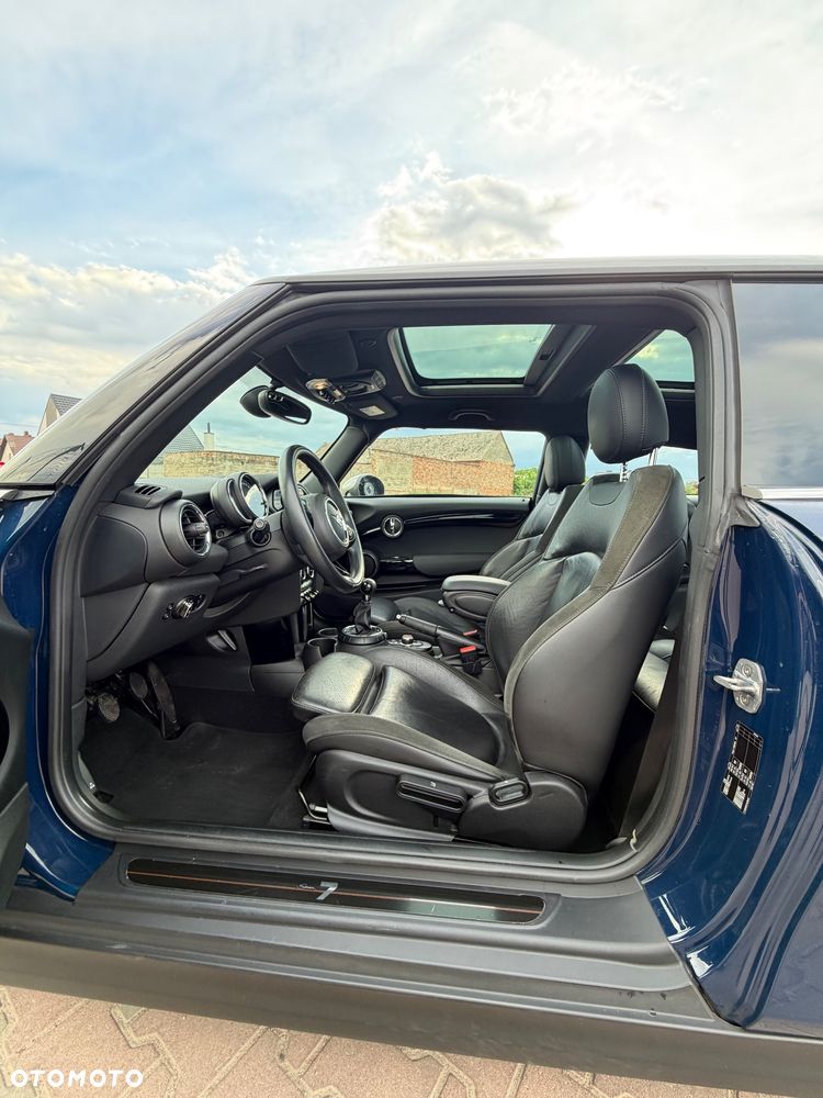 MINI Cooper Seven Chili - 19