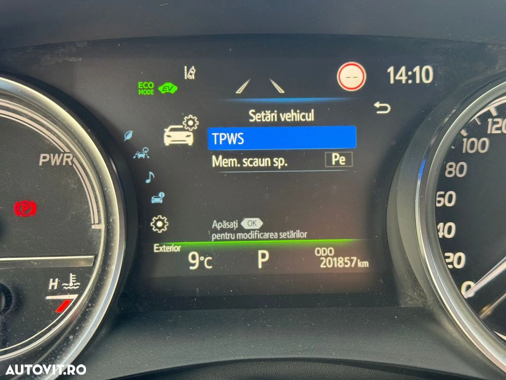 Toyota Camry 2.5 Dynamic - 23