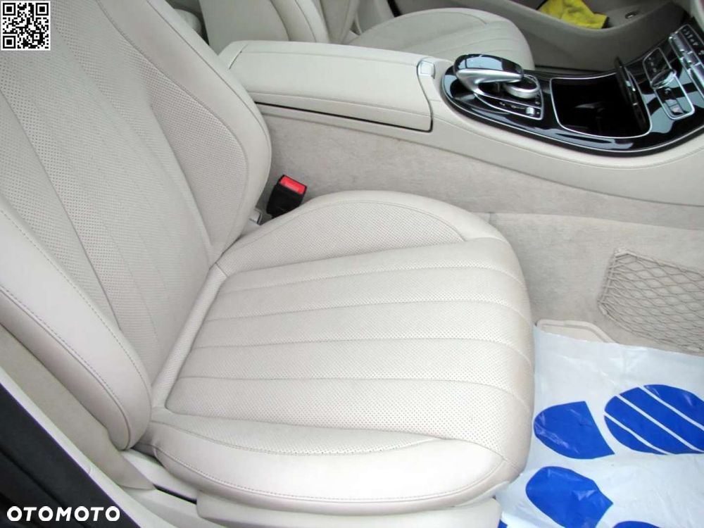 Mercedes-Benz Klasa E 220 d 4-Matic All-Terrain Exclusive - 4