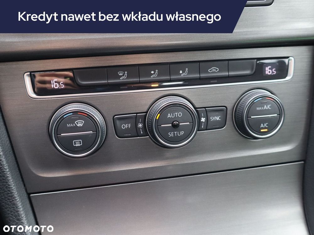 Volkswagen Golf - 15