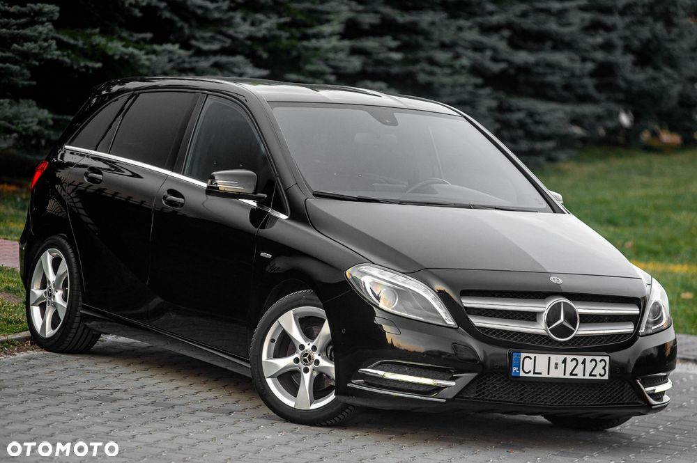 Mercedes-Benz Klasa B 200 UrbanStyle Edition - 2