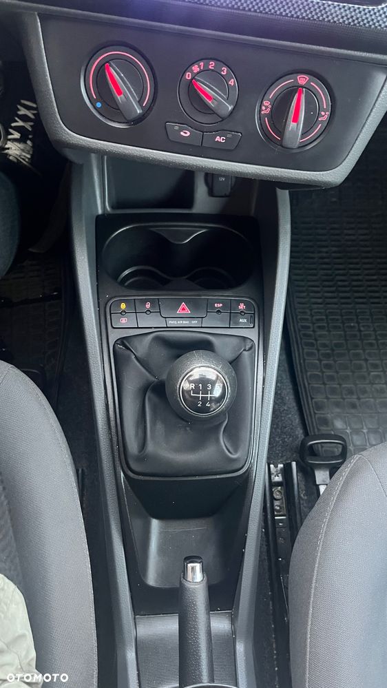 Seat Ibiza SC 1.2 12V Style - 19