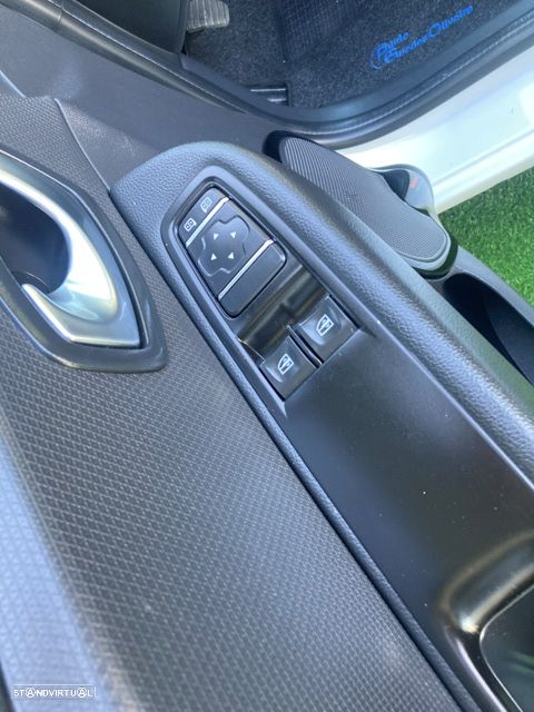 Renault Clio Energy TCe 90 Start & Stop LIMITED 2018 - 20