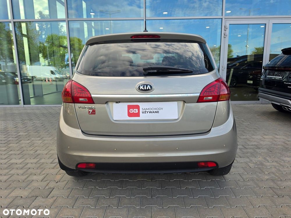 Kia Venga 2017 photo 5