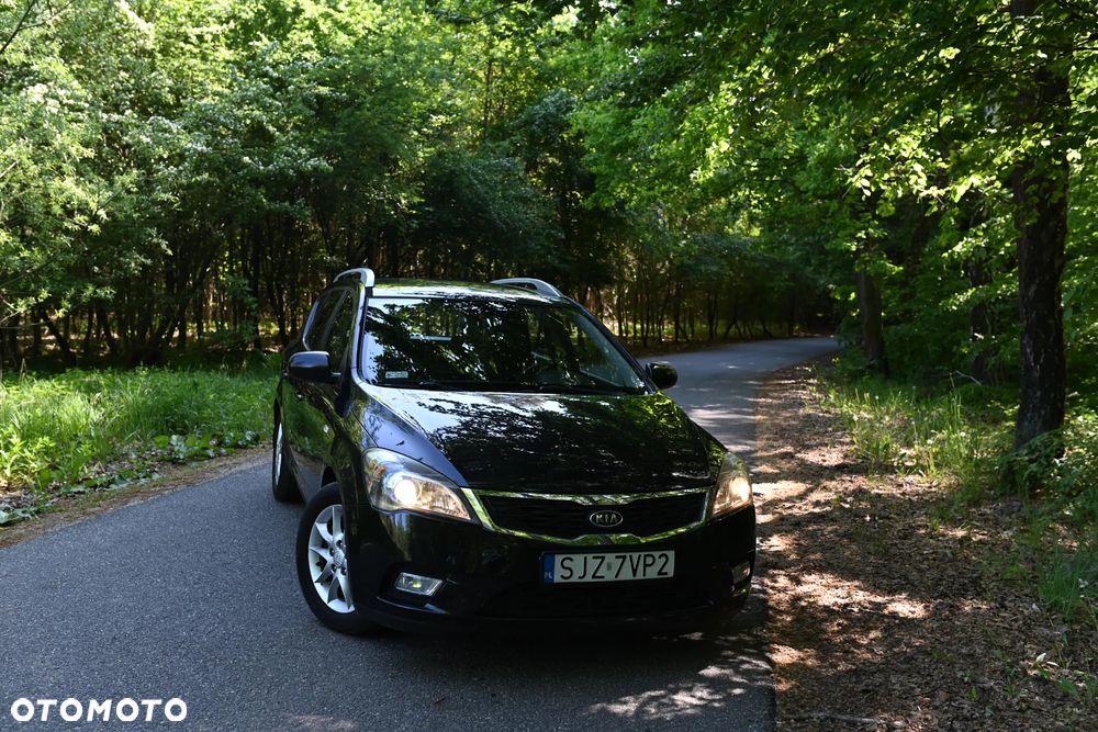 Kia Ceed 1.6 Comfort + - 1